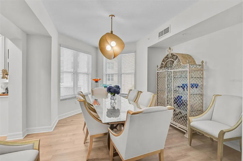 385 N POINT ROAD #304 Osprey, FL 34229