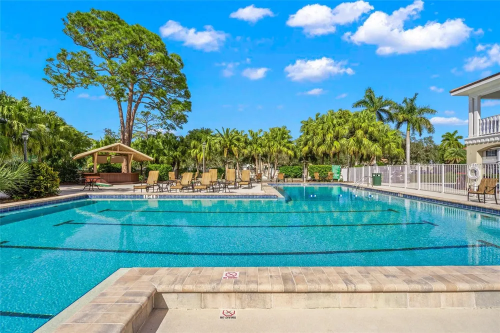 385 N POINT ROAD #304 Osprey, FL 34229