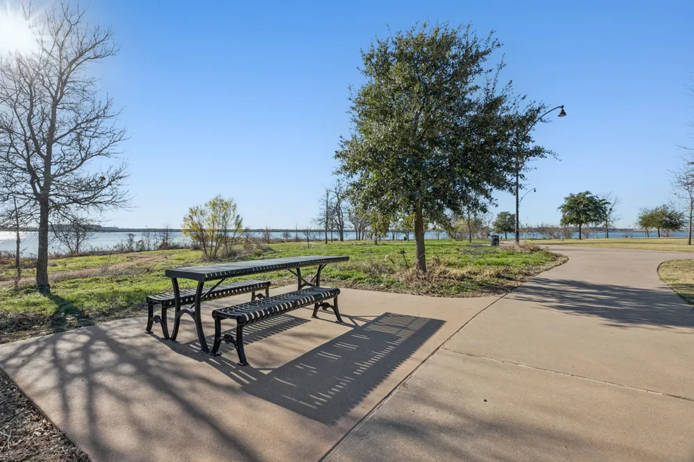6814 Dolphin Circle Rowlett, TX 75088
