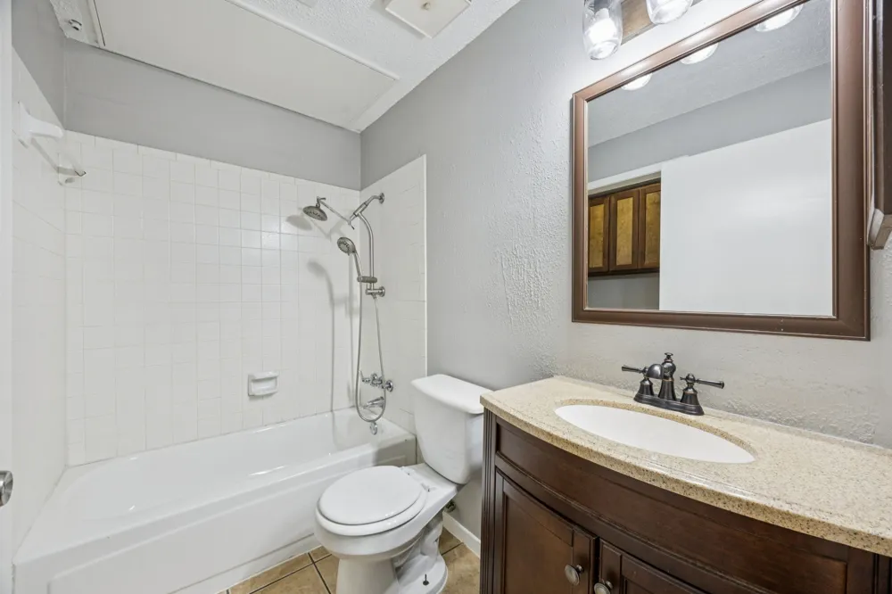 6814 Dolphin Circle Rowlett, TX 75088