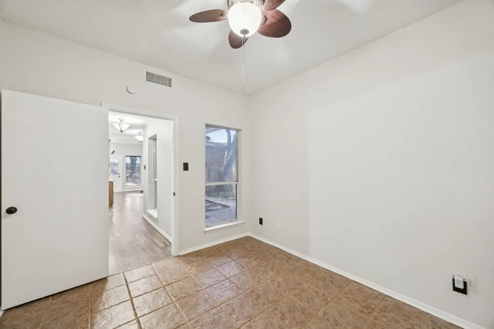 6814 Dolphin Circle Rowlett, TX 75088