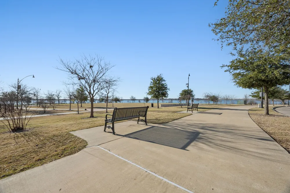 6814 Dolphin Circle Rowlett, TX 75088