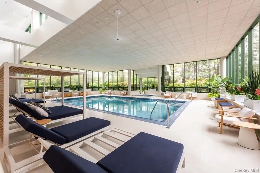 100 Hilton Avenue #901 Garden City, NY 11530