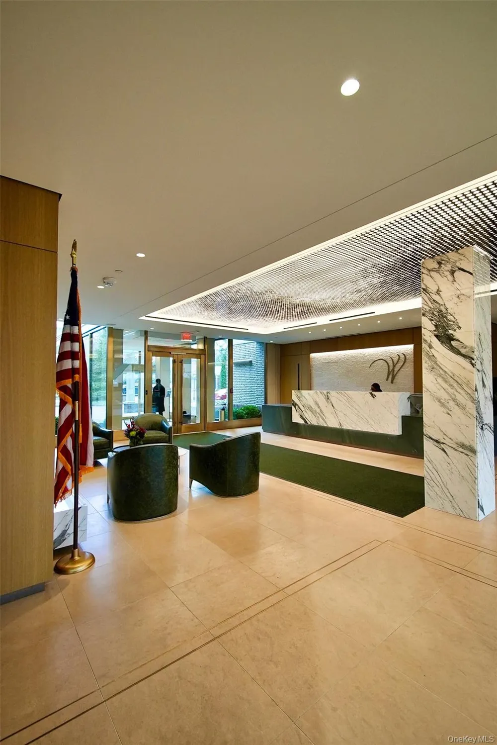 100 Hilton Avenue #901 Garden City, NY 11530