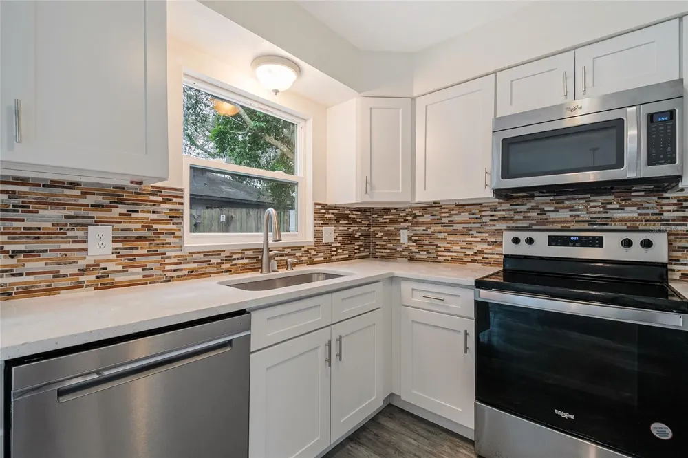 3220 NETHERWOOD DRIVE Winter Park, FL 32792