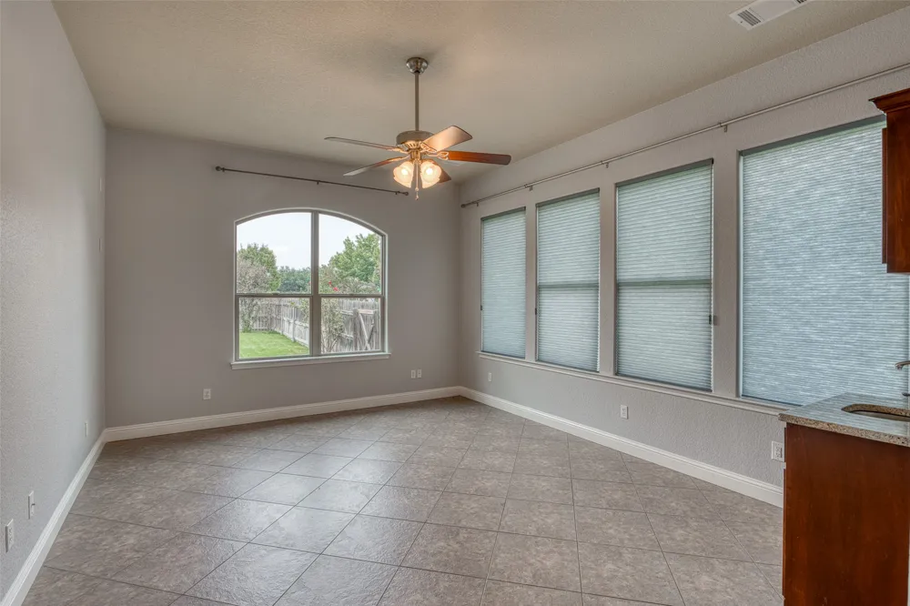 114 Preston Trail Meadowlakes, TX 78654