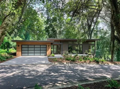 Lot 6 Riverside Circle