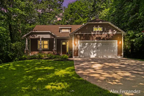 6288 Hawthorne Court