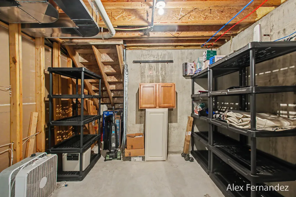 6288 Hawthorne Court Saugatuck, MI 49453
