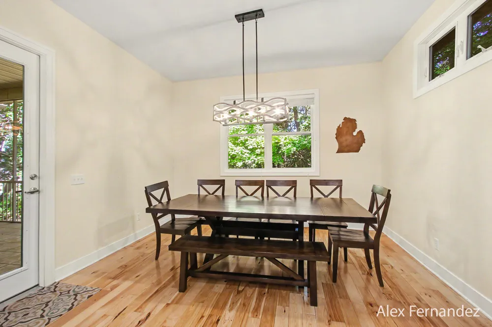 6288 Hawthorne Court Saugatuck, MI 49453