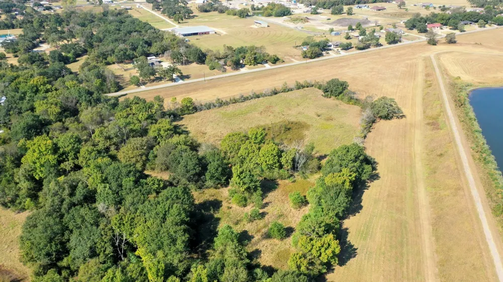 N Shipp Madisonville, TX 77864