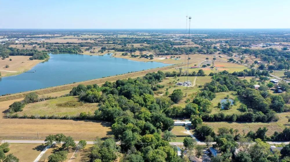 N Shipp Madisonville, TX 77864