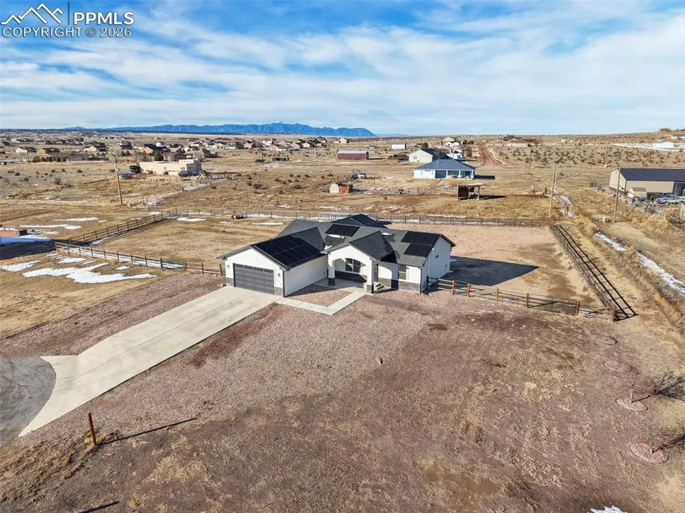 1487 E Arrowwood Lane Pueblo West, CO 81007