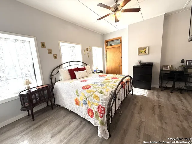 1 Mackenzie Brackettville, TX 78832