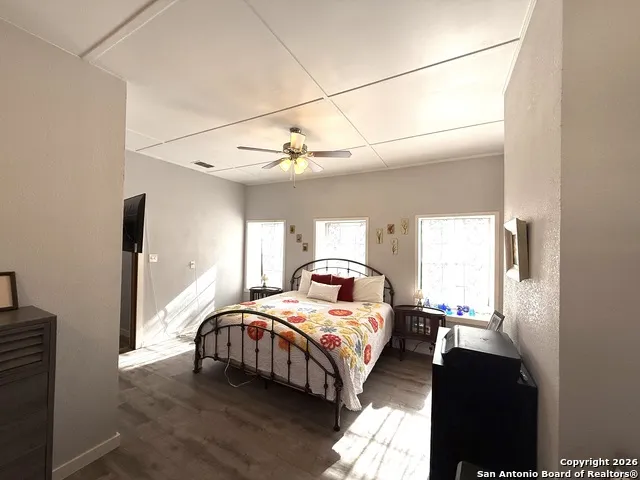 1 Mackenzie Brackettville, TX 78832