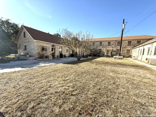 1 Mackenzie Brackettville, TX 78832