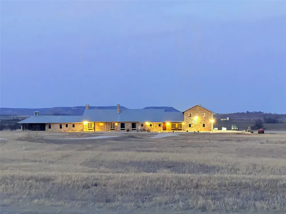 990 County Road 621 Tuscola, TX 79562
