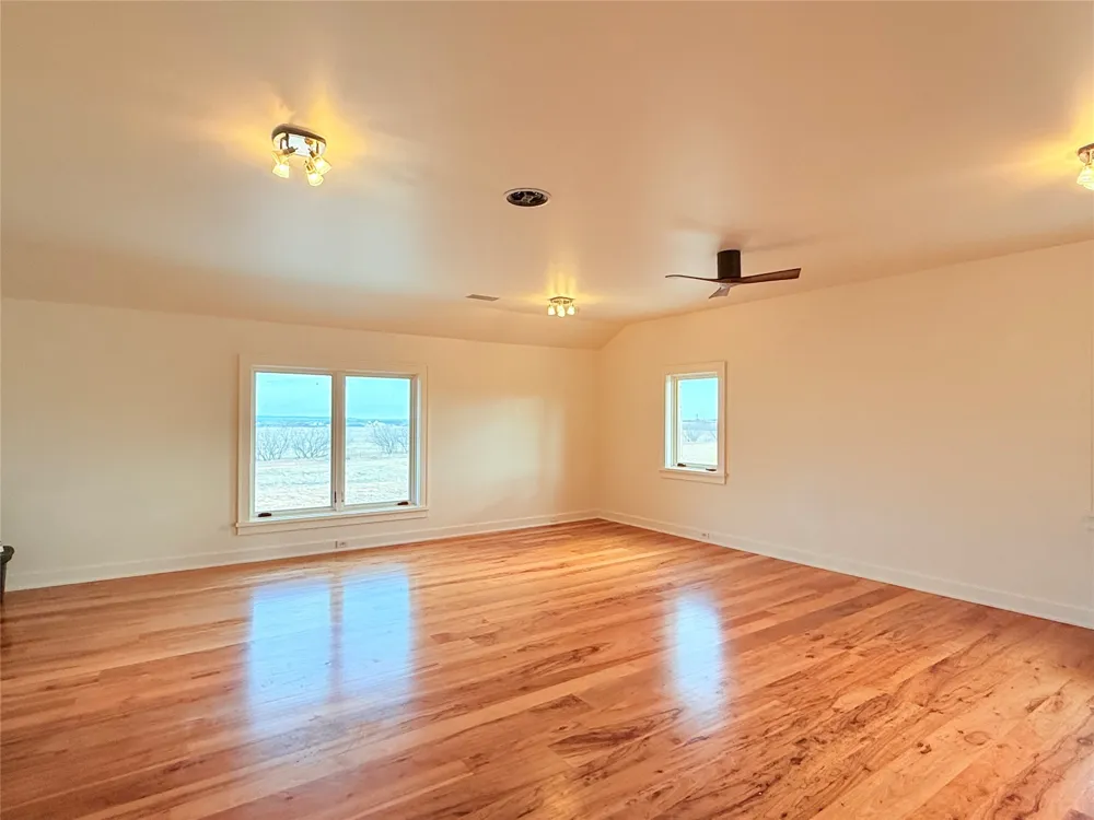 990 County Road 621 Tuscola, TX 79562