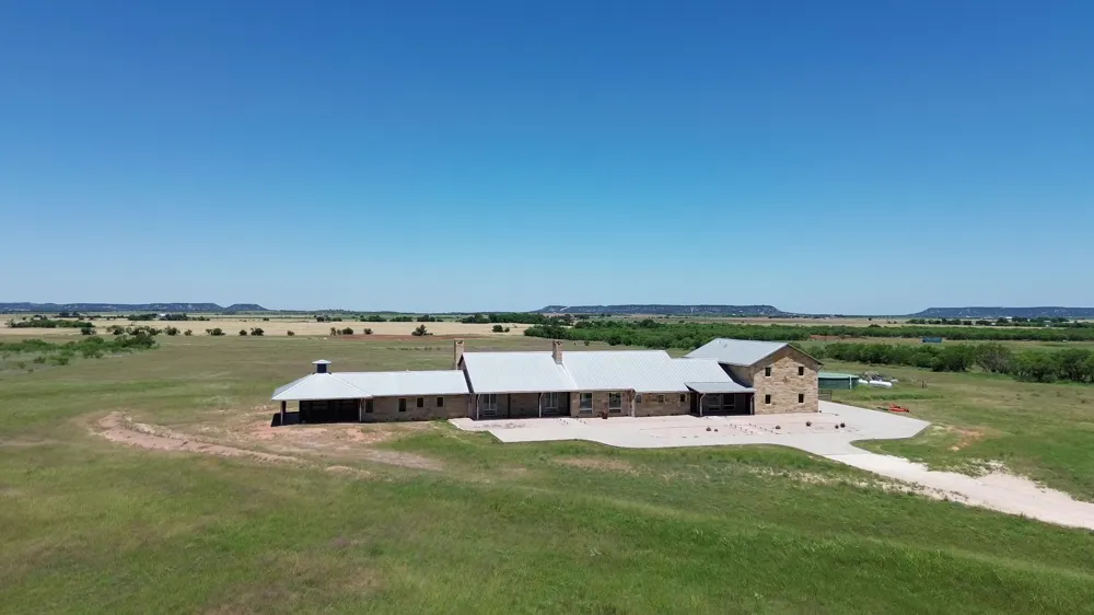 990 County Road 621 Tuscola, TX 79562