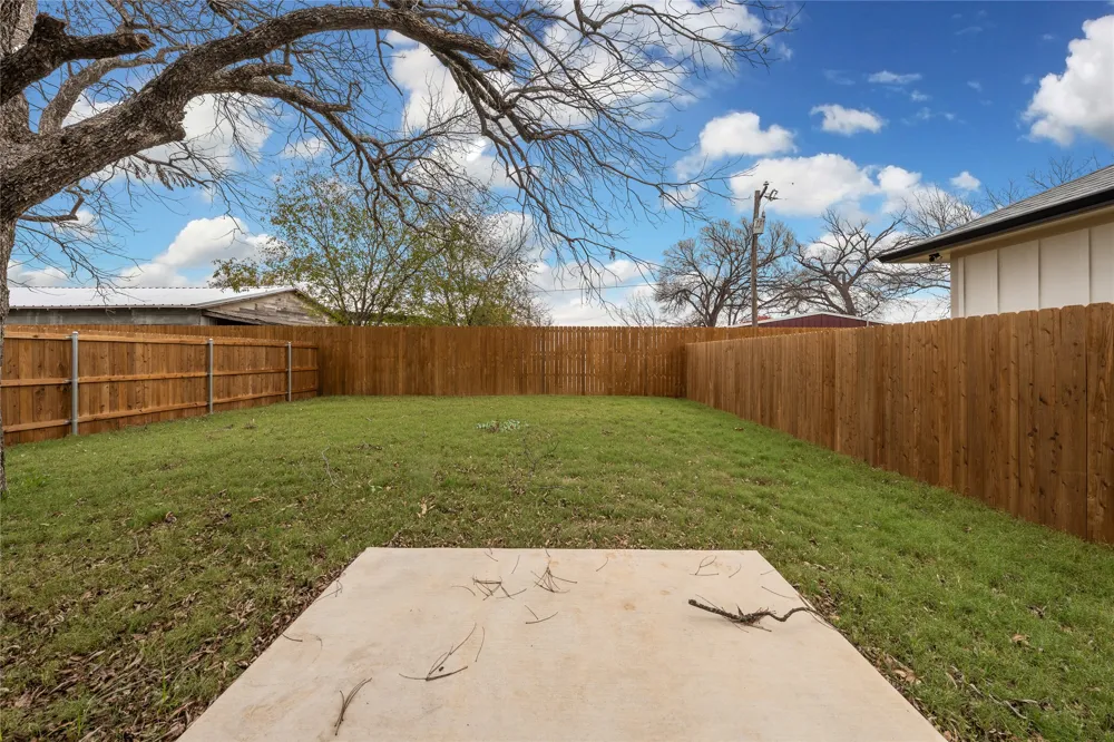 307 Live Oak Trail Valley Mills, TX 76689