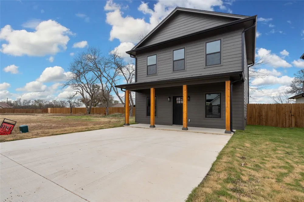 307 Live Oak Trail Valley Mills, TX 76689