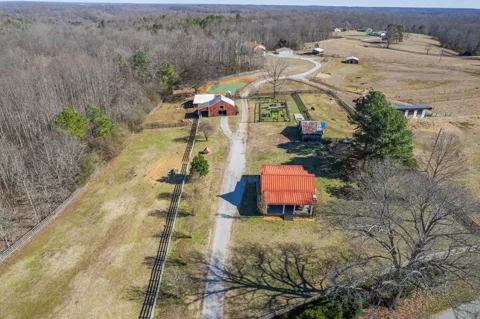 1221 Johnson Branch Rd