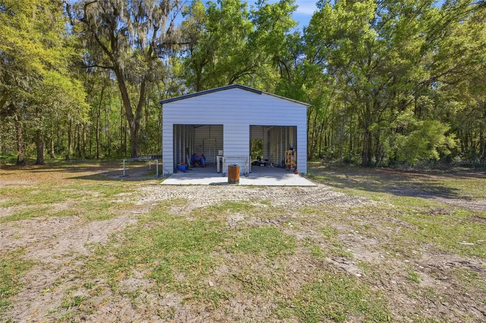 3660 W HWY 329 Reddick, FL 32686