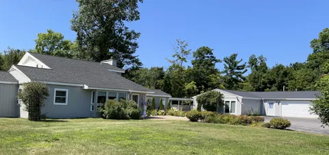 10774 S US-31