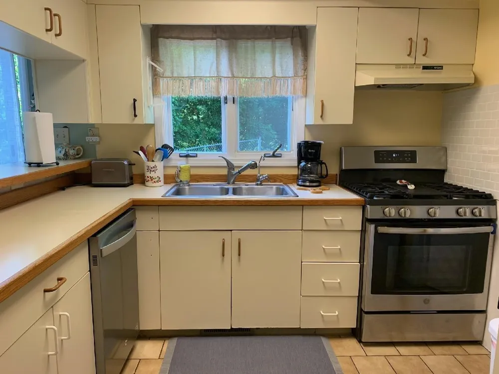 10774 S US-31 Elk Rapids Township, MI 49690