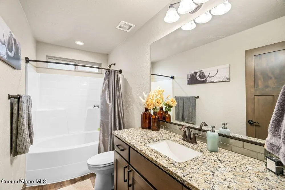 702 E Valley Street S Oldtown, ID 83822