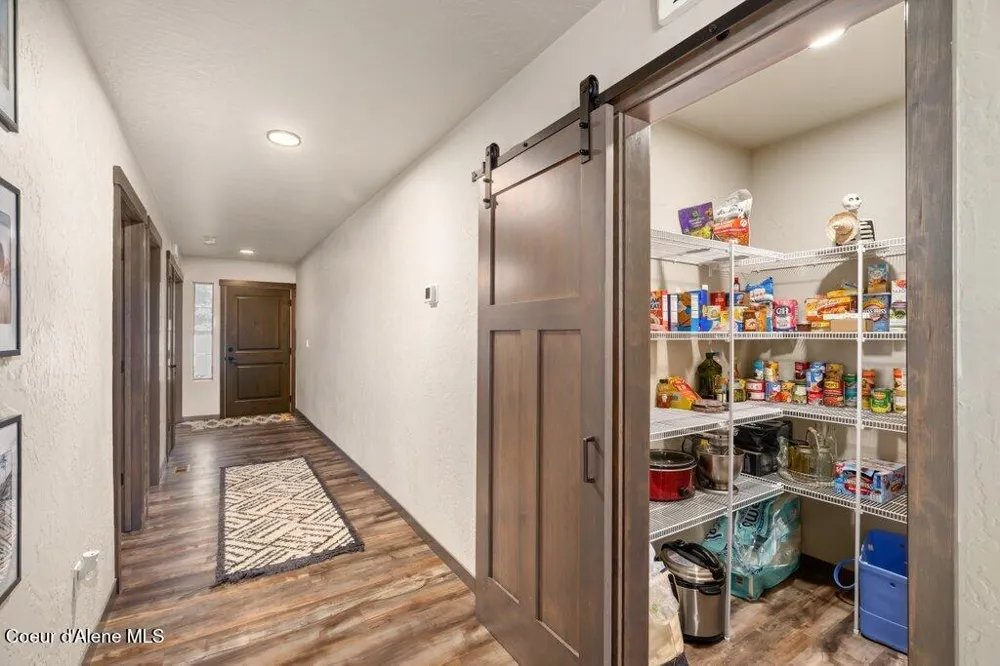 702 E Valley Street S Oldtown, ID 83822