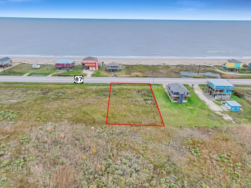 2409 Highway 87 Gilchrist, TX 77617