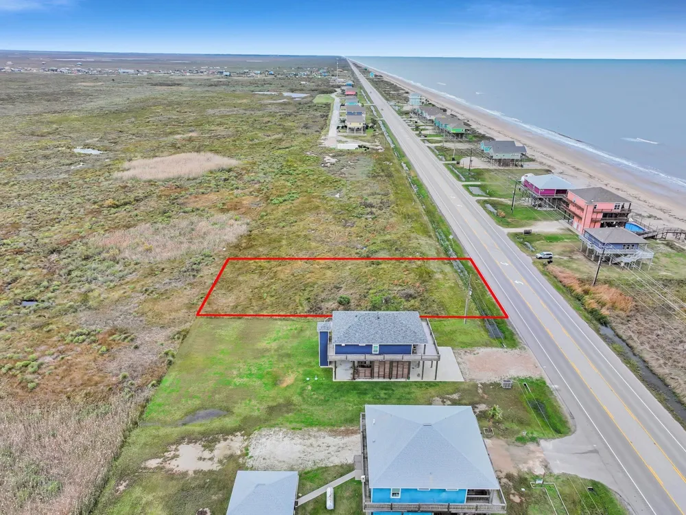 2409 Highway 87 Gilchrist, TX 77617