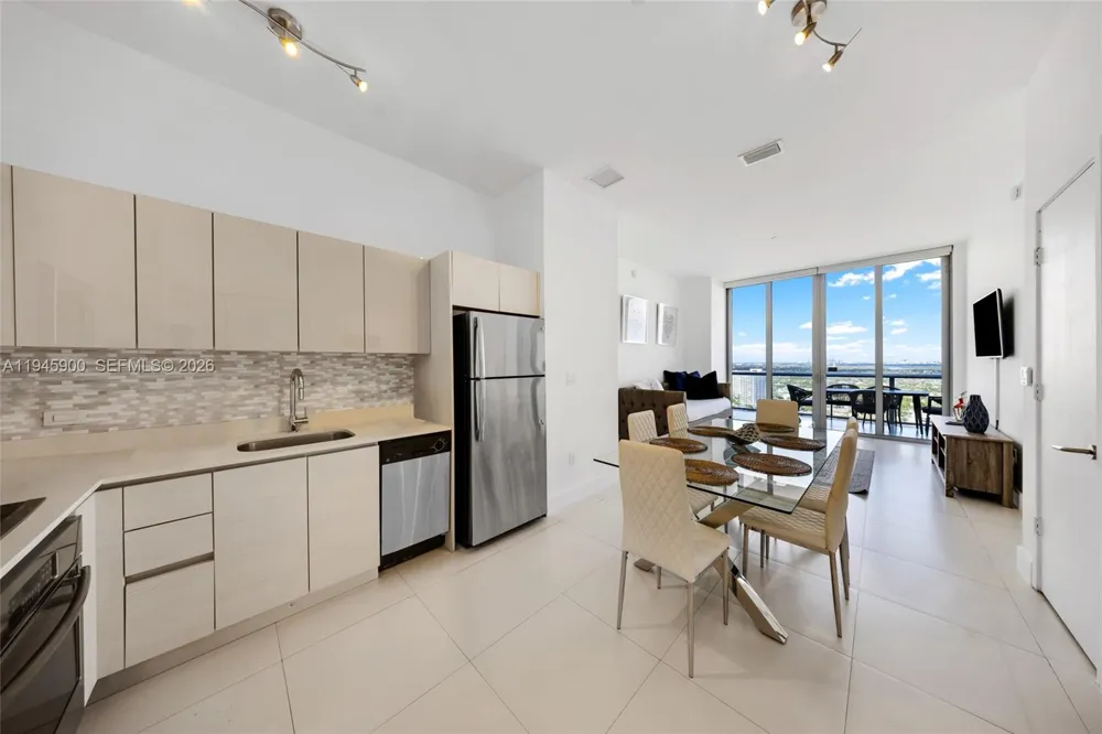 2600 E Hallandale Beach Blvd #T3304 Hallandale Beach, FL 33009