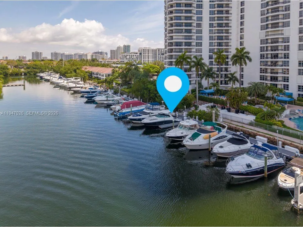 3575 Mystic Pointe Dr, Slip 7 Aventura, FL 33180
