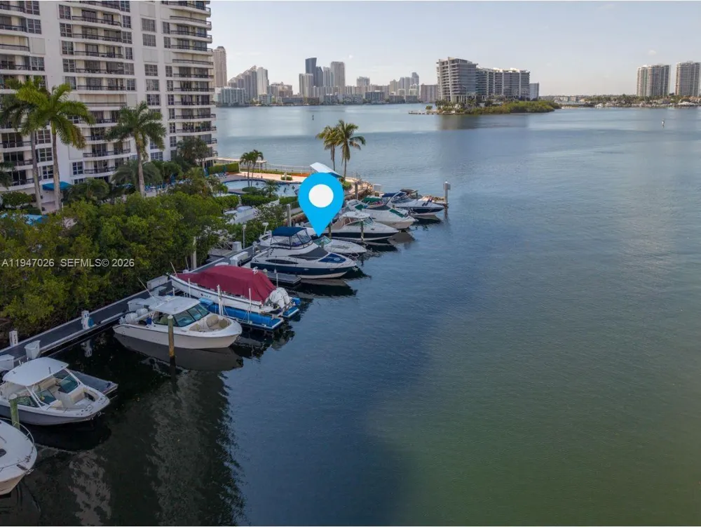 3575 Mystic Pointe Dr, Slip 7 Aventura, FL 33180
