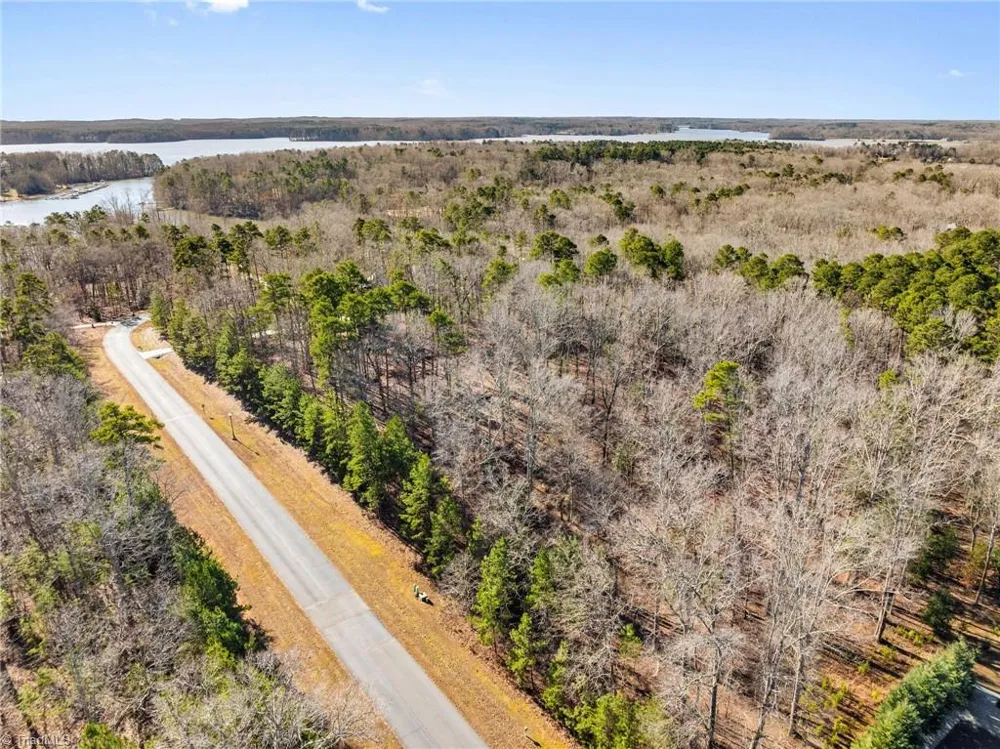 188 Starboard Reach Lexington, NC 27292