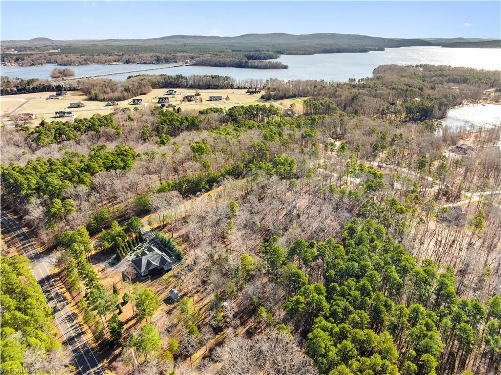 188 Starboard Reach Lexington, NC 27292