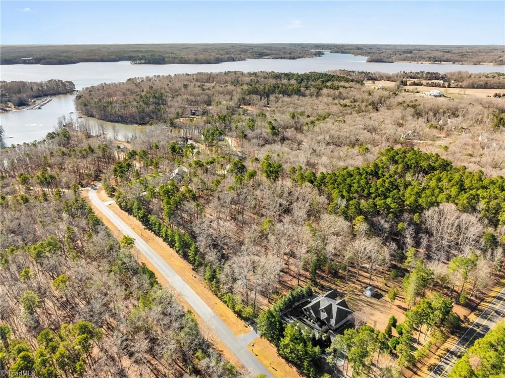 188 Starboard Reach Lexington, NC 27292