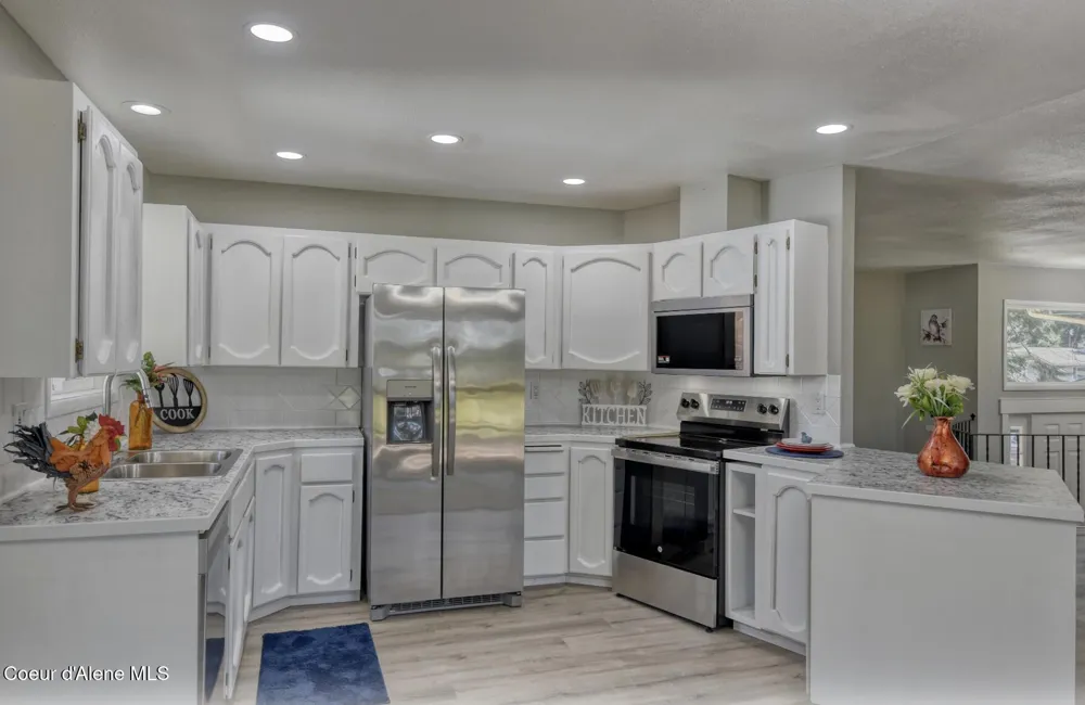 11459 Trafalgar Street Hayden, ID 83835