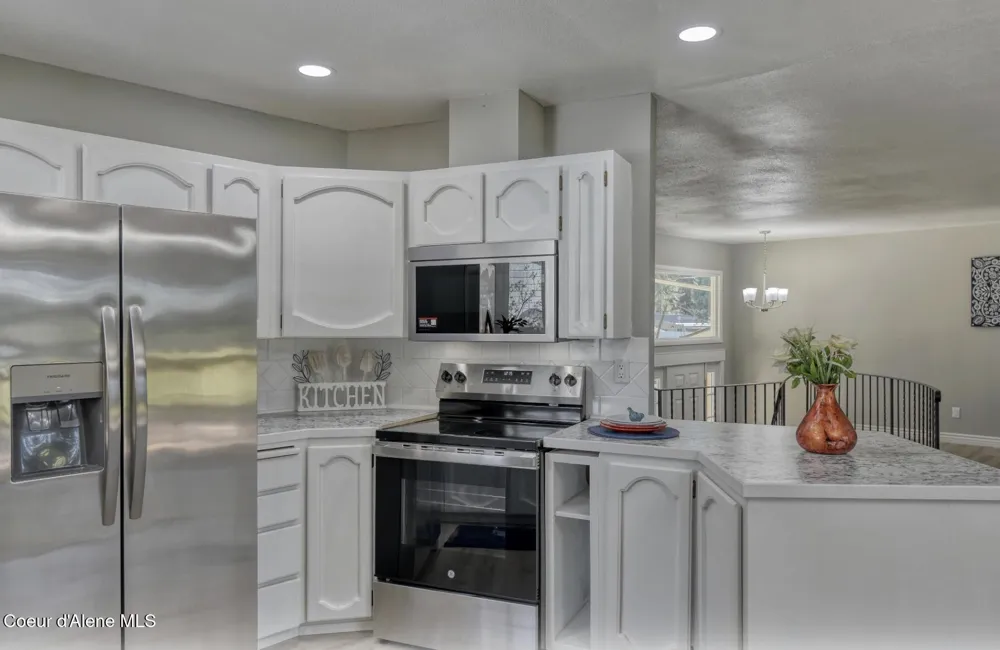 11459 Trafalgar Street Hayden, ID 83835