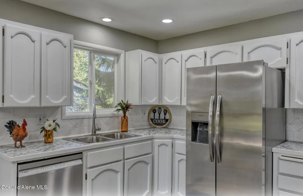 11459 Trafalgar Street Hayden, ID 83835