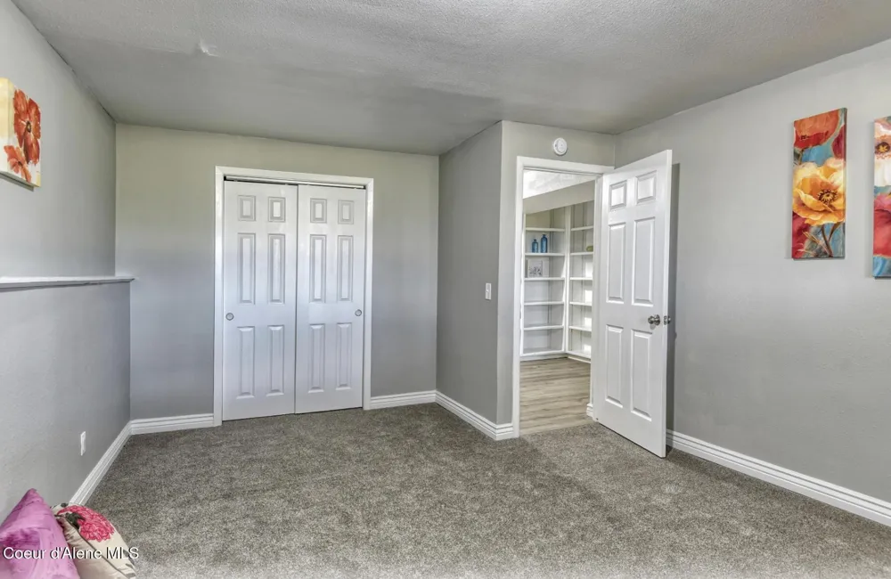 11459 Trafalgar Street Hayden, ID 83835