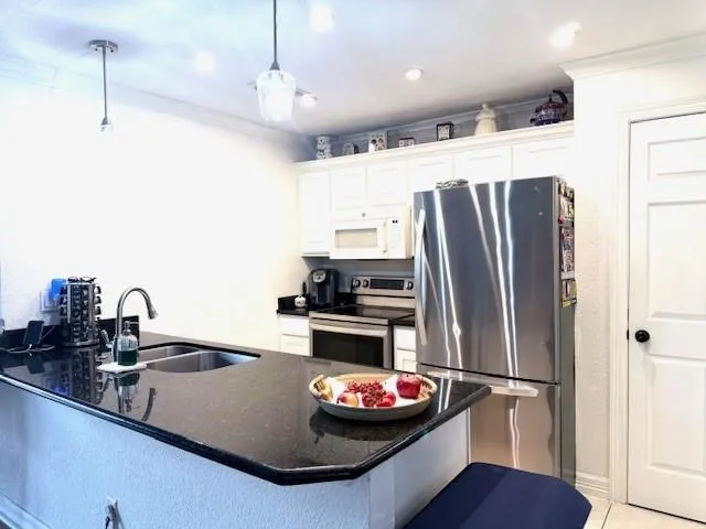 418 Garland Drive #214 Lake Jackson, TX 77566