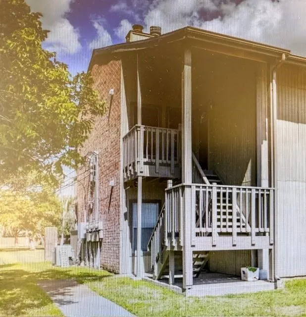 418 Garland Drive #214 Lake Jackson, TX 77566