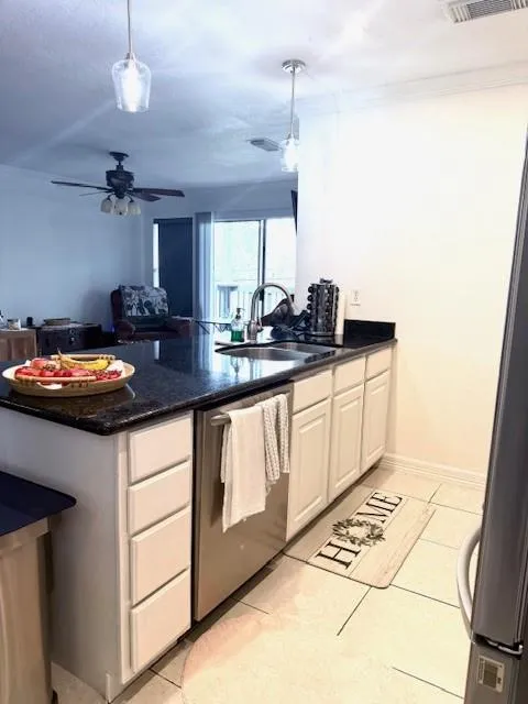 418 Garland Drive #214 Lake Jackson, TX 77566