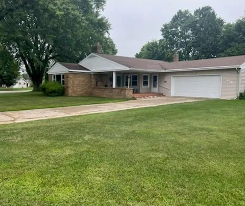 616 LakeShore Drive