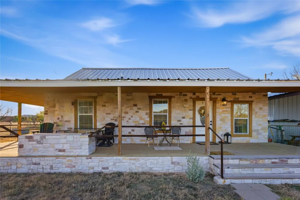126 Buffalo Road Valley Spring, TX 76885