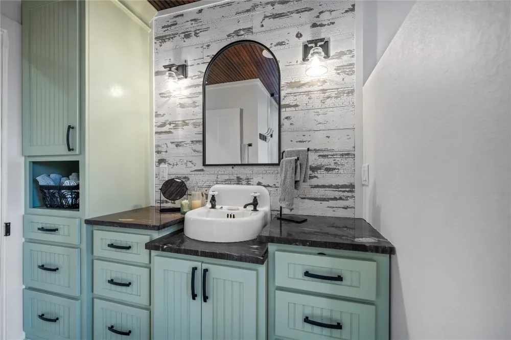 126 Buffalo Road Valley Spring, TX 76885