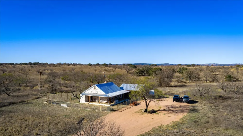 126 Buffalo Road Valley Spring, TX 76885
